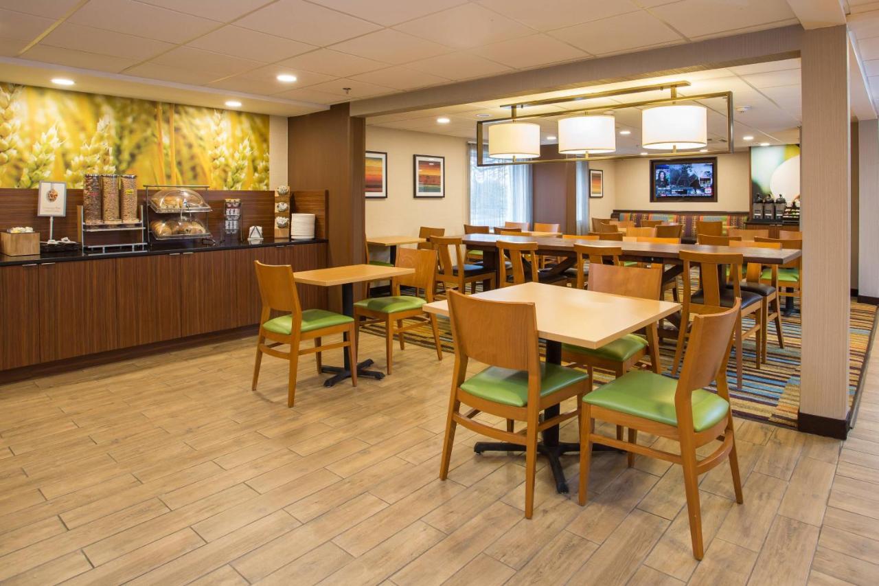 Fairfield Inn Boston Dedham Buitenkant foto