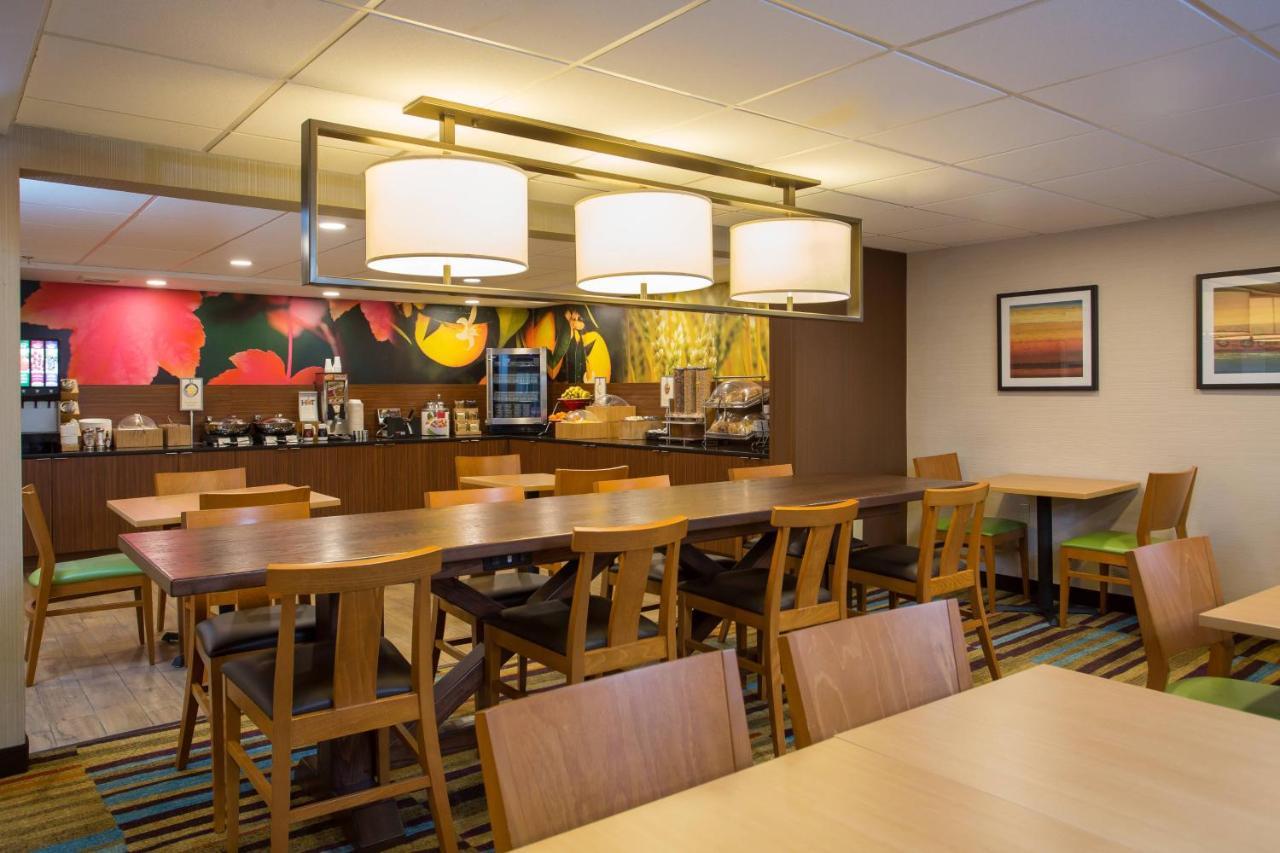 Fairfield Inn Boston Dedham Buitenkant foto