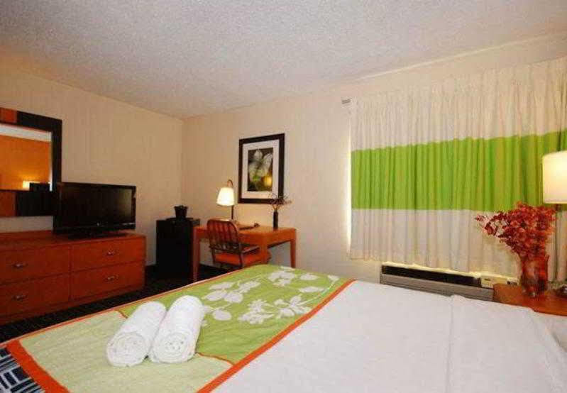 Fairfield Inn Boston Dedham Buitenkant foto